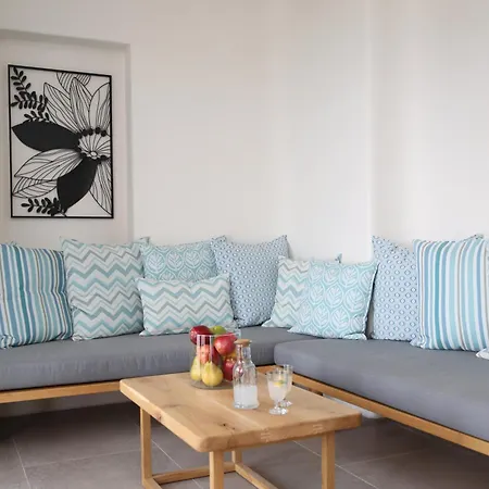 Villa Camelia 2 - 2Br - Private Pool & Jacuzzi - Sea View - Psarou, Nammos